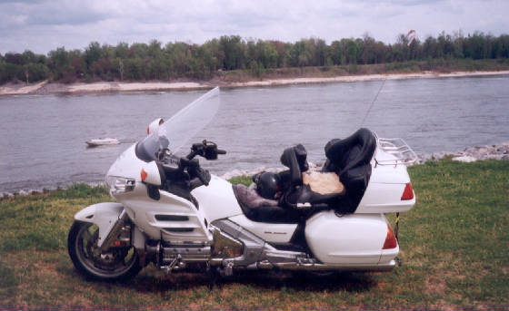 "2005" GL 1800 Gold Wing